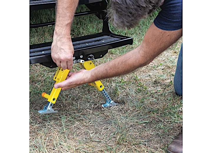 Entry Steps Stabiliser