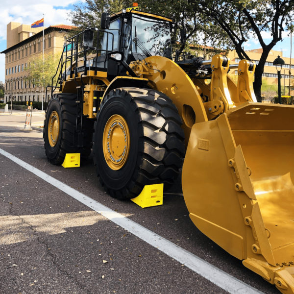 Driver Industrial Opco Llc Wc-Uy700 Wheel Chock - Image 6