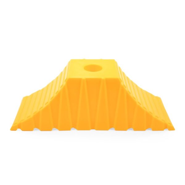 Camco 44435 Wheel Chock - Image 4