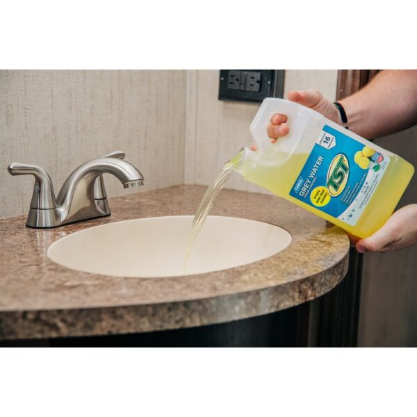Camco 40256 Lemon Waste Holding Tank Treatment for 40 Gallon Tanks - Image 6