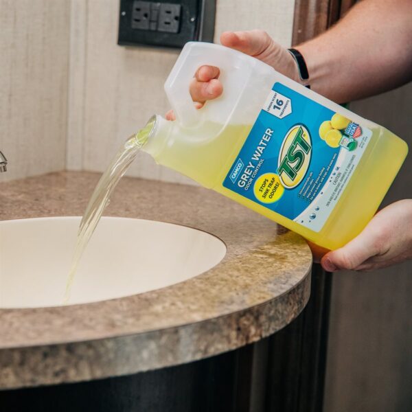 Camco 40256 Lemon Waste Holding Tank Treatment for 40 Gallon Tanks - Image 5